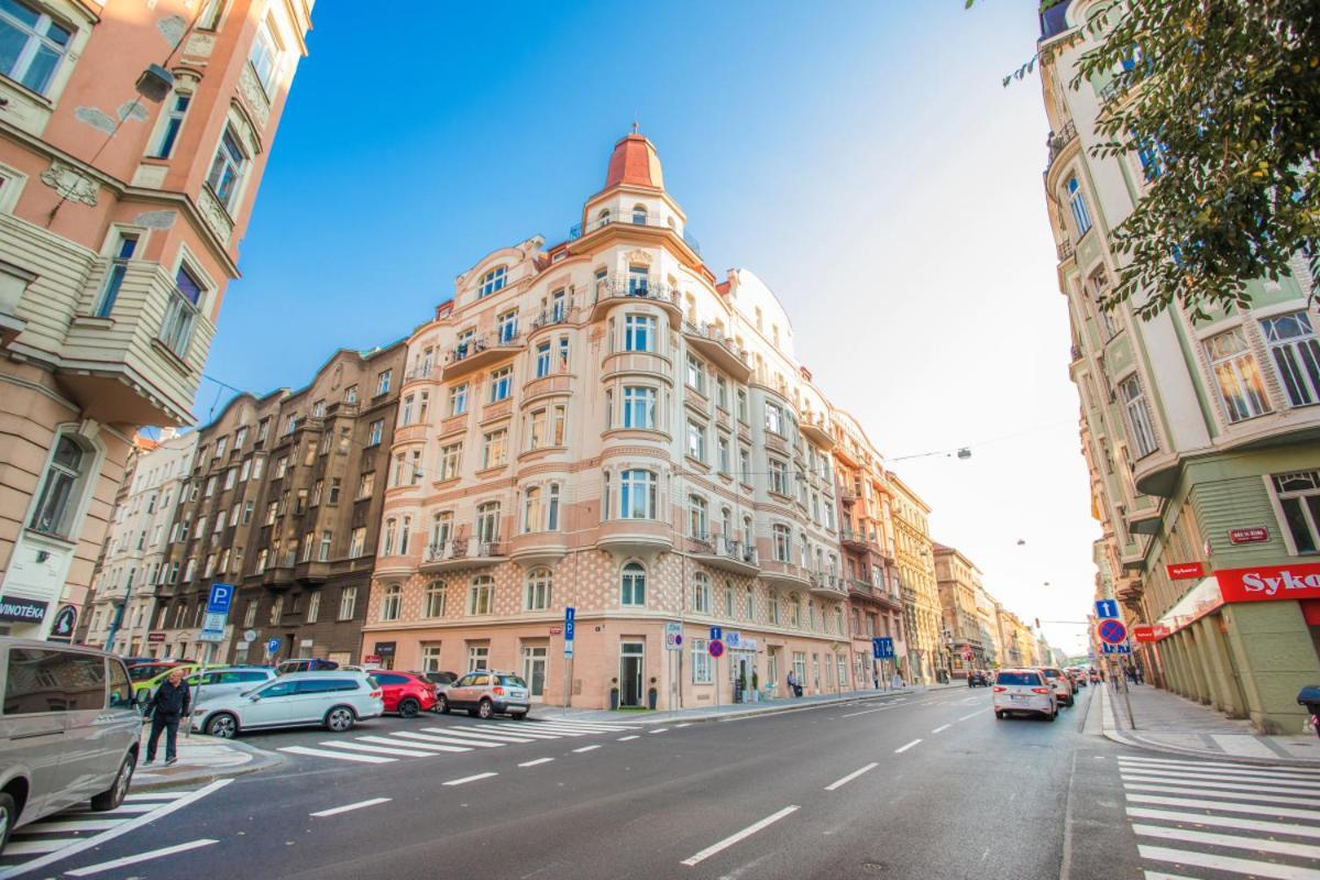 Design Studio Andel, All Historical Sights Walkable, Prague